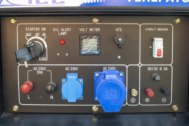 Дизель генератор TSS SDG 14000EHA в кожухе 1600